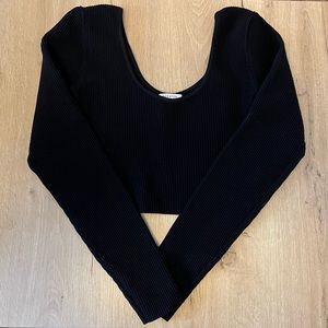Aritzia Babaton Sculpt Knit Cropped Scoop Neck Longsleeve